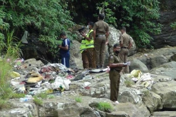 கொத்மலை பூனாஓயாவிலிருந்து ஆண் ஒருவரின் சடலம் மீட்பு!