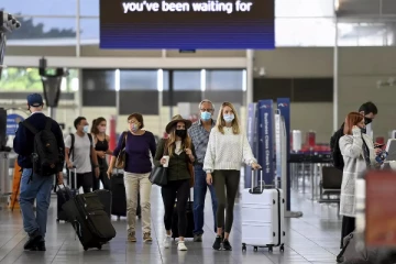 இரண்டு ஆண்டுகளுக்குப் பிறகு முதல் முறையாக சர்வதேச எல்லையை திறந்த அவுஸ்ரேலியா