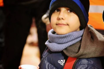 ஆயிரம் கிலோ மீற்றர் உக்ரைனிலிருந்து அண்டை நாட்டுக்கு பயணித்த சிறுவன்