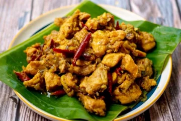 நாவூறும் சுவையில் வர மிளகாய் சிக்கன் வறுவல்.., எப்படி செய்வது?