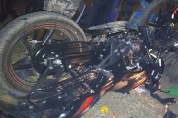 மோட்டார் சைக்கிள் விபத்தில் ஸ்தலத்தில் உயிரிழந்த இளைஞர்