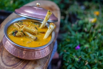 வீடே மணக்கும் ஆட்டுக்கால் பாயா செய்வது எப்படி?