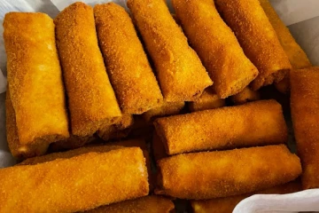 ஒட்டுசுட்டானில் மனித பாவனைக்குதவாத உணவுப் பொருட்கள் அழிப்பு