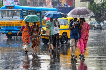 மக்களே உஷார்... அடுத்த சில மணிநேரத்திற்கு மழை பெய்யக்கூடும்- வானிலை மையம் எச்சரிக்கை