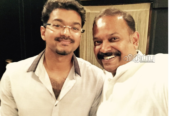 விஜய்யை கோடியால் குளிப்பாட்ட போகும் இயக்குனர்!! இதுவரை இல்லாத அளவிற்கு இத்தனை கோடி சம்பளமா? | Vijay Salary Thalapathy68 Venkat Prabhu