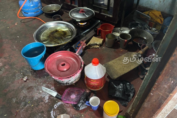மன்னாரில் சுகாதார சீர்கேட்டுடன் இயங்கிய உணவகம்:சுற்றிவளைத்த சுகாதார அதிகாரிகள் | Health Officials Surround Restaurant Operating
