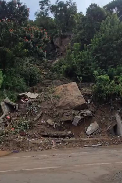 மோசமாக மாறிய கடுகண்ணாவவின் பாதிப்பு நிலைமை! அதிகாரிகள் விசேட ஆய்வு | Officials Conduct Special Inspection Kadugannawa