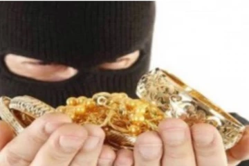 மூதாட்டியிடம் நூதன முறையில் நகை திருட்டு