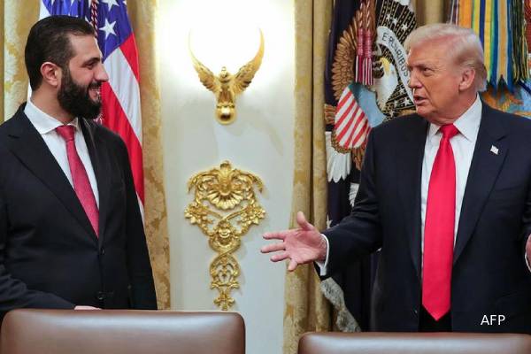 சீனாவைக் கைவிட மத்திய கிழக்கு நாடொன்றிற்கு அழுத்தமளிக்கும் அமெரிக்கா | Us Presses Syria To Shift From China சீனாவைக் கைவிட மத்திய கிழக்கு நாடொன்றிற்கு அழுத்தமளிக்கும் அமெரிக்கா | Us Presses Syria To Shift From China