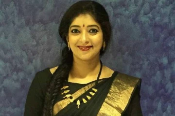 நடிகை சித்தாரா 50 வயதிற்கு மேல் ஆகியும் திருமணமே வேண்டாம் என இருப்பது ஏன்?... காரணம் இதுதான்