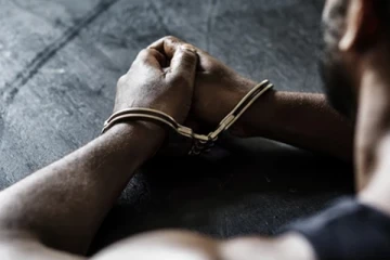 செட்டிகுளம் பொலிஸாரால் இருவர் கைது!