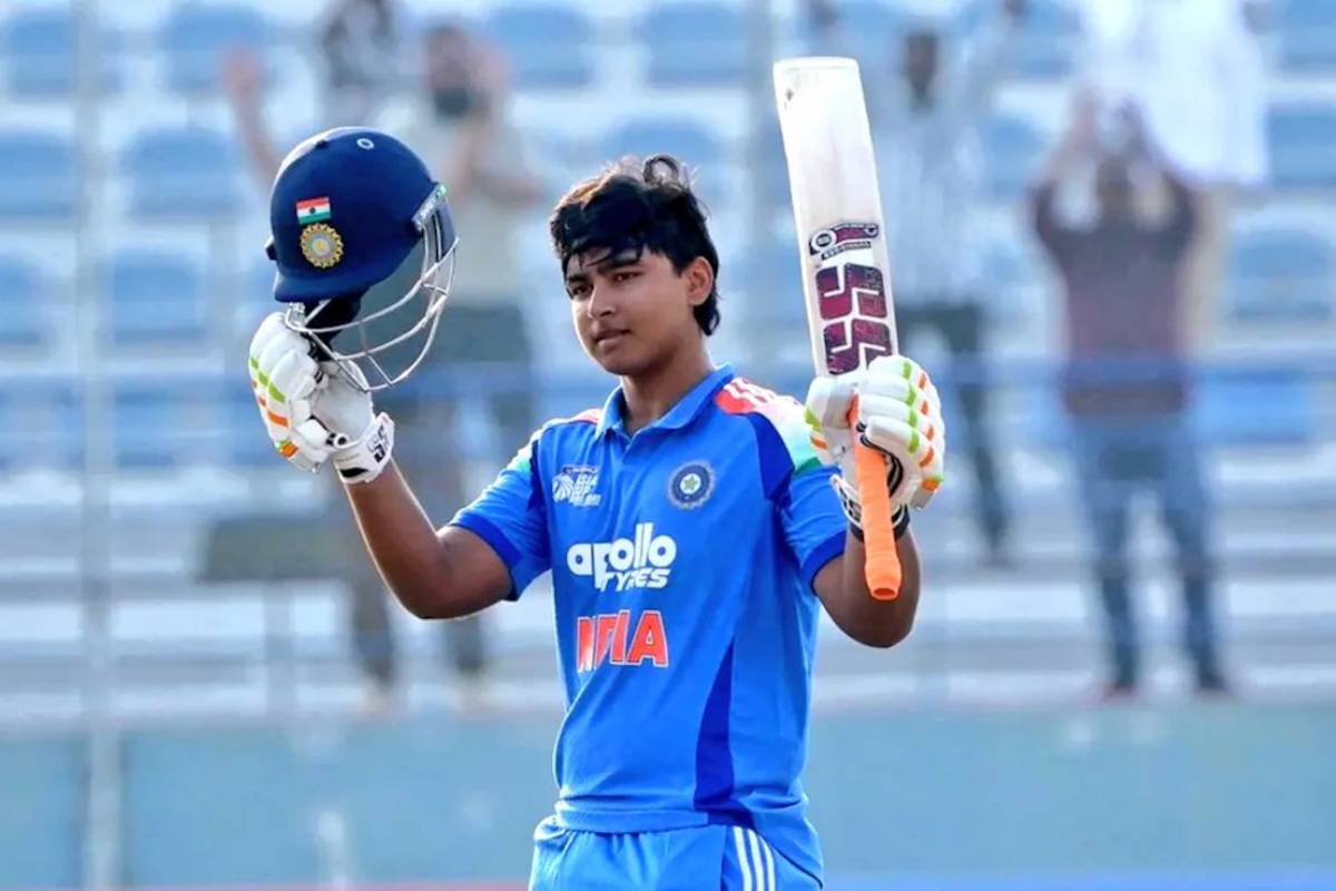 இந்திய அணியில் இடம்பெறும் வைபவ் சூரியவன்ஷி? சச்சினின் 37 வருட சாதனையை முறியடிக்க வாய்ப்பு | Vaibhav Sooryavanshi To India Debut Break Sachin இந்திய அணியில் இடம்பெறும் வைபவ் சூரியவன்ஷி? சச்சினின் 37 வருட சாதனையை முறியடிக்க வாய்ப்பு | Vaibhav Sooryavanshi To India Debut Break Sachin