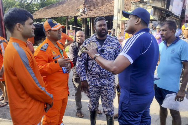 மரண வீட்டில் அரசியல்.. | Ditwah Cyclone Government Criticism