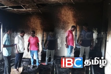தமிழரசுக் கட்சியின் உறுப்பினர் வீட்டுக்கு தீ - எரிந்து நாசமான உடமைகள்