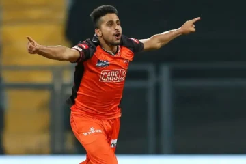 யாருப்பா நீ... நடப்பு ஐபிஎல் சீசனில் உம்ரான் மாலிக் செய்த அபார சாதனை