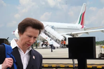 மீண்டும் நாடு திரும்பினார் இளவரசி ஆன்