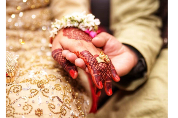 மகளின் திருமணத்திற்கு பந்தயம் கட்டிய பெற்றோர் - ஆடிப்போன பெண் எடுத்த இறுதி முடிவு! வைரல் | Bride To Be Furious After Family Making Bets