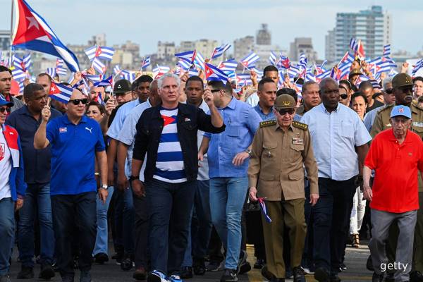 போராட்டங்களை எதிர்கொள்ள... வெளிநாடொன்றில் தனது குடிமக்களை வலியுறுத்திய அமெரிக்கா | Citizens To Brace For Protests