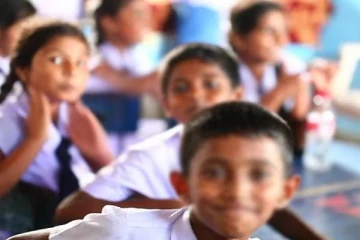 பாடசாலை மாணவர்களுக்கான சீருடைகளை வழங்கும் சீனா:அமைச்சர் பந்துல குணவர்தன