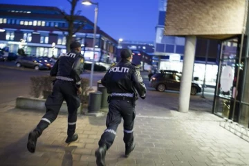 இரவு கேளிக்கை விடுதியில் துப்பாக்கிச்சூடு ; இருவர்  பலி பலர் படுகாயம்