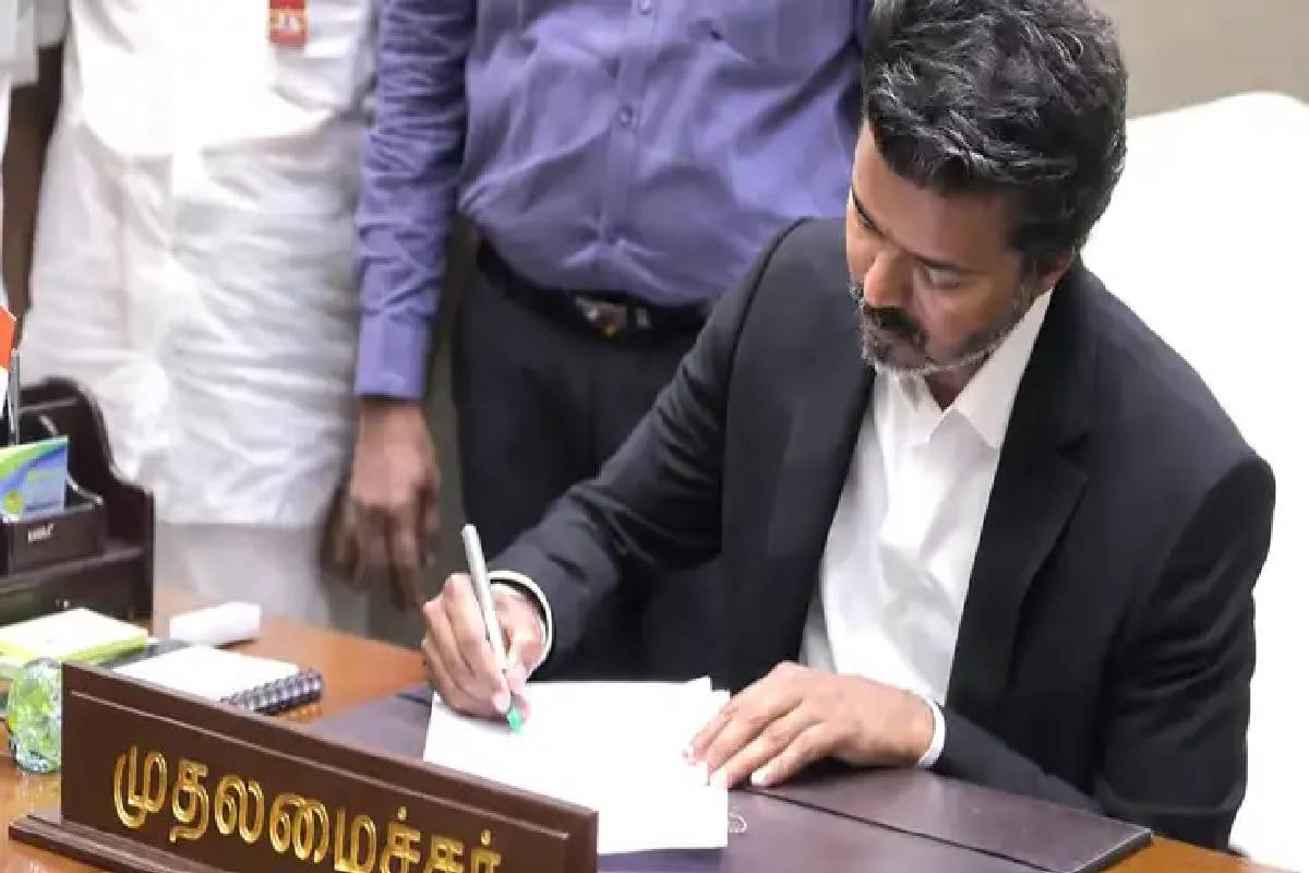 தொகுதி மறுவரையறை: தமிழ்நாடு எம்.பி.க்களுடன் முதலமைச்சர் விஜய் ஆலோசனை | Cm Vijay To Consult Tamil Nadu Mps On Delimitation