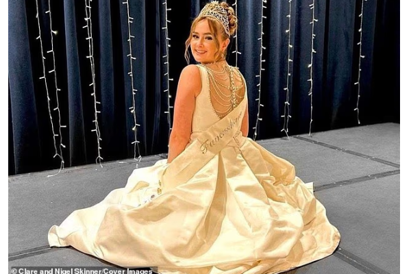 uk beauty queen died at 21