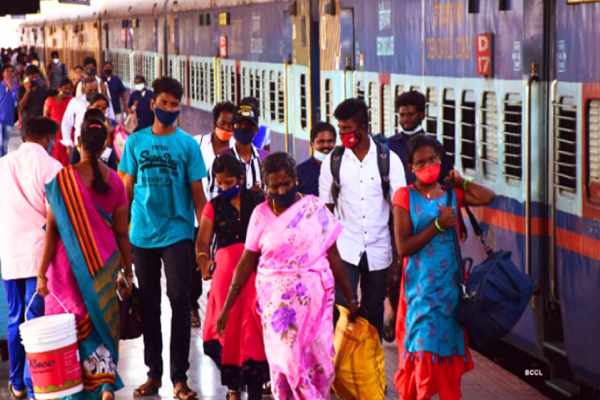 ரயில் பெட்டியின் பின்னால் இருக்கும் X குறியீடு - இதற்கு என்ன அர்த்தம் தெரியுமா? | X Symbol Behind The Train What It Means