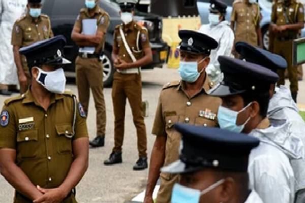 இராணுவ காவலரணிலிருந்த துப்பாக்கி மாயம் - தீவிர விசாரணையில் காவல்துறை | A Firearm With 30 Bullets Was Missing இராணுவ காவலரணிலிருந்த துப்பாக்கி மாயம் - தீவிர விசாரணையில் காவல்துறை | A Firearm With 30 Bullets Was Missing