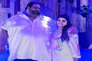 சீரியல் நடிகை மகாலட்சுமி வெளியிட்ட அதிரடி பதிவு... வைரலாகும் புகைப்படம்