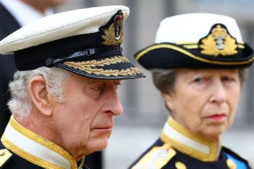 ராணியார் நல்லடக்கம்... இன்னும் 7 நாட்கள் துக்கமனுசரிக்கும் ராஜகுடும்பம்: வெளியான காரணம்