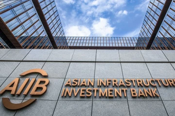 சீனாவை சேர்ந்த வங்கியின் தொடர்பைத் துண்டித்த கனடா!