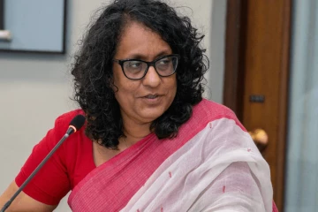මල්වානේ ඉඩම අල්ලගත් අන්තරේ සිසුන් ගැන අගමැතිනියගෙන් හදිසි තීරණයක්