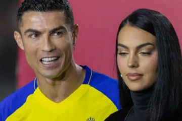 ரொனால்டோவின் ‘லிவ் இன்’ உறவுக்கு ஷரியா சட்டத்தில் விலக்கு தருமா சௌதி?