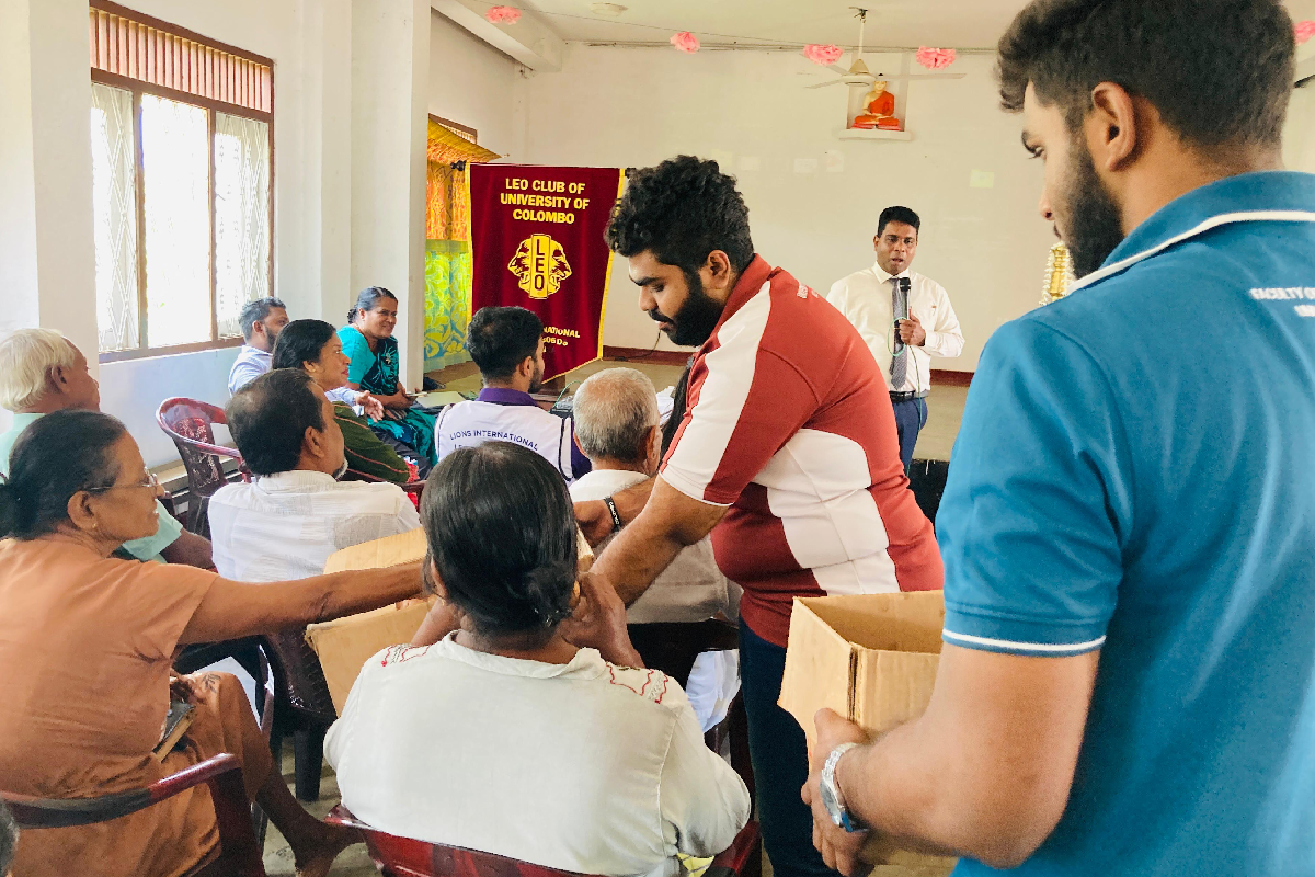 පරම්පරා එක් කළ දායාදය - නෙළුම් වැඩිහිටි සමිතියේ සොඳුරු මොහොතක් | University Leo Club Empowers Elders Program