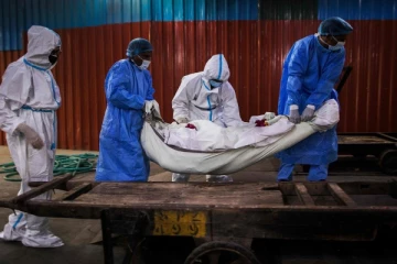 கோவிட் மரணங்களை குறைக்க அதீத முயற்சிகளை மேற்கொள்ளும் அதிகாரிகள் ! இராணுவ தளபதி