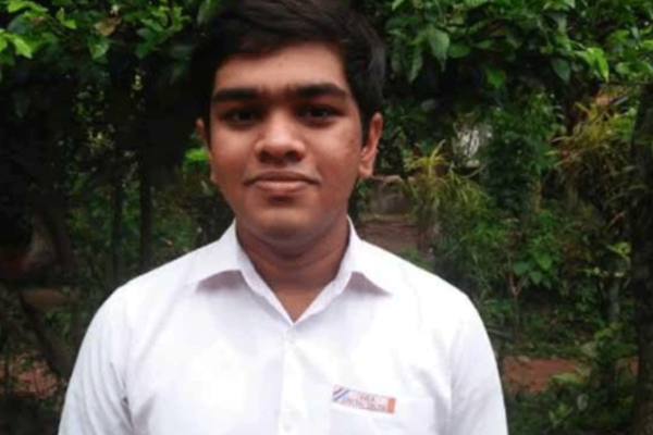 2020 උසස්පෙළ විශිෂ්ඨයින් මෙන්න (PHOTOS) | 2020 Advanced Level Iland Rank