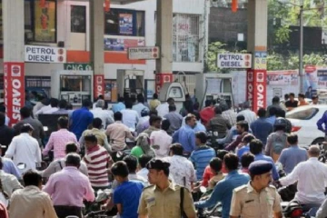 எரிபொருள் நிலையத்தில் அதிகரிக்கும் வன்முறை செயல்கள்