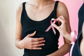 பெண்களின் மார்பகங்களில் இவ்வளவு இரகசியம் உள்ளதா? கண்டிப்பா தெரிஞ்சிக்கோங்க!