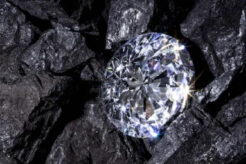 எரிமலையின் நடுவில் உலகின் மதிப்புமிக்க வைரச் சுரங்கம் - எந்த நாட்டில் தெரியுமா?