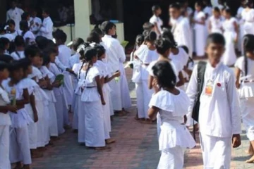 மாணவனின் விளையாட்டால் வந்த வினை ; 50 மாணவர்களுக்கு காத்திருந்த வினை