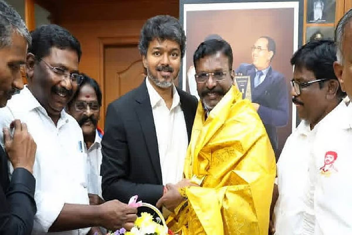 தமிழக அரசியலில் பரபரப்பு : விஜயுடன் நிரந்தரமாக கூட்டணி அமைக்கிறார் திருமாவளவன் | Alliance With Tavega Visika தமிழக அரசியலில் பரபரப்பு : விஜயுடன் நிரந்தரமாக கூட்டணி அமைக்கிறார் திருமாவளவன் | Alliance With Tavega Visika