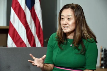 அமெரிக்க தூதுவர் ஜூலி சங் தொடர்பில் வதந்தி: அமெரிக்க தூதரகம் மறுப்பு