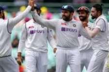 இந்தியா- ஆஸ்திரேலியா 4வது டெஸ்ட்: களமிறங்கிய இரண்டு தமிழர்கள்