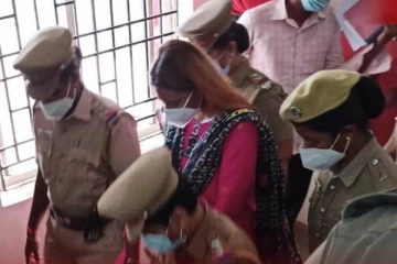 பட்டியிலன மக்களை அவதூறாக பேசிய நடிகை மீரா மிதுனுக்கு ஜாமீன் வழங்கிய நீதிமன்றம்!