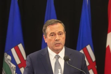 கொரோனா தடுப்பூசி பாஸ்போர்ட்டை முடிவுக்கு கொண்டு வரும் கனேடிய மாகாணம்