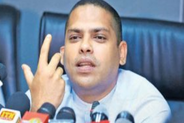 அடிப்படை அறிவற்ற எம்.பிக்களே 13 ஆவது திருத்தத்துக்கு எதிரிகள்: ஹரின் விளாசல் | Harin Fernando About 13Th Amendment
