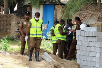 கணவர் வெளிநாட்டில் ; யாழில் மர்மமான முறையில் உயிரிழந்த பெண்