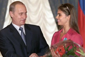 புடின் காதலியை சுவிட்சர்லாந்தில் இருந்து வெளியேற்ற கோரிக்கை! ஆயிரக்கணக்கானோர் மனு