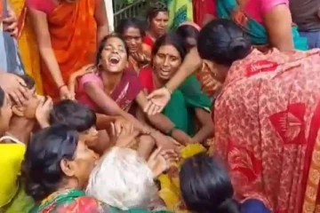 கோவிலில் கட்டுக்கடங்காத கூட்ட நெரிசல் - 7 பேர் பலியான கொடூரம்!