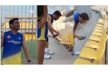 மைதான இருக்கைக்கு வண்ணம் பூசிய டோனி! ரசிகர்கள் நெகிழ்ச்சி